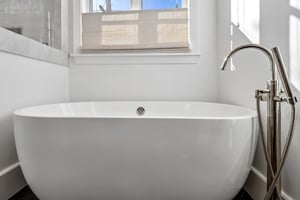 .5 Narcissus Ave-S2904-037.jpg