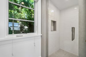 .5 Narcissus Ave-S2904-046.jpg