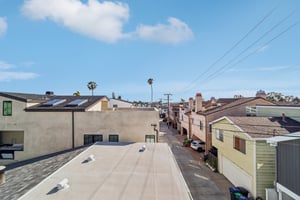 .5 Narcissus Ave-S2904-061.jpg