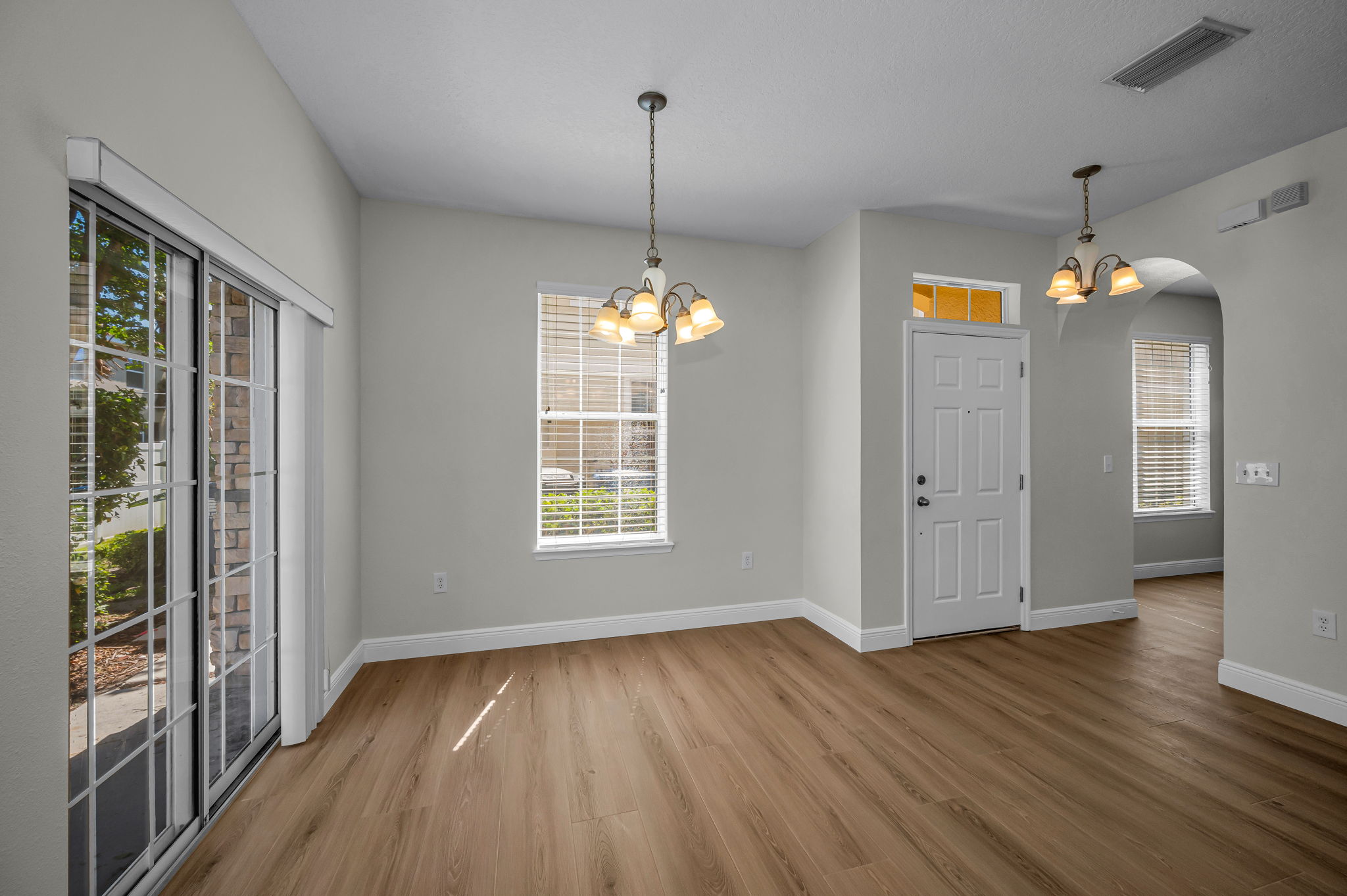 Dining Room4
