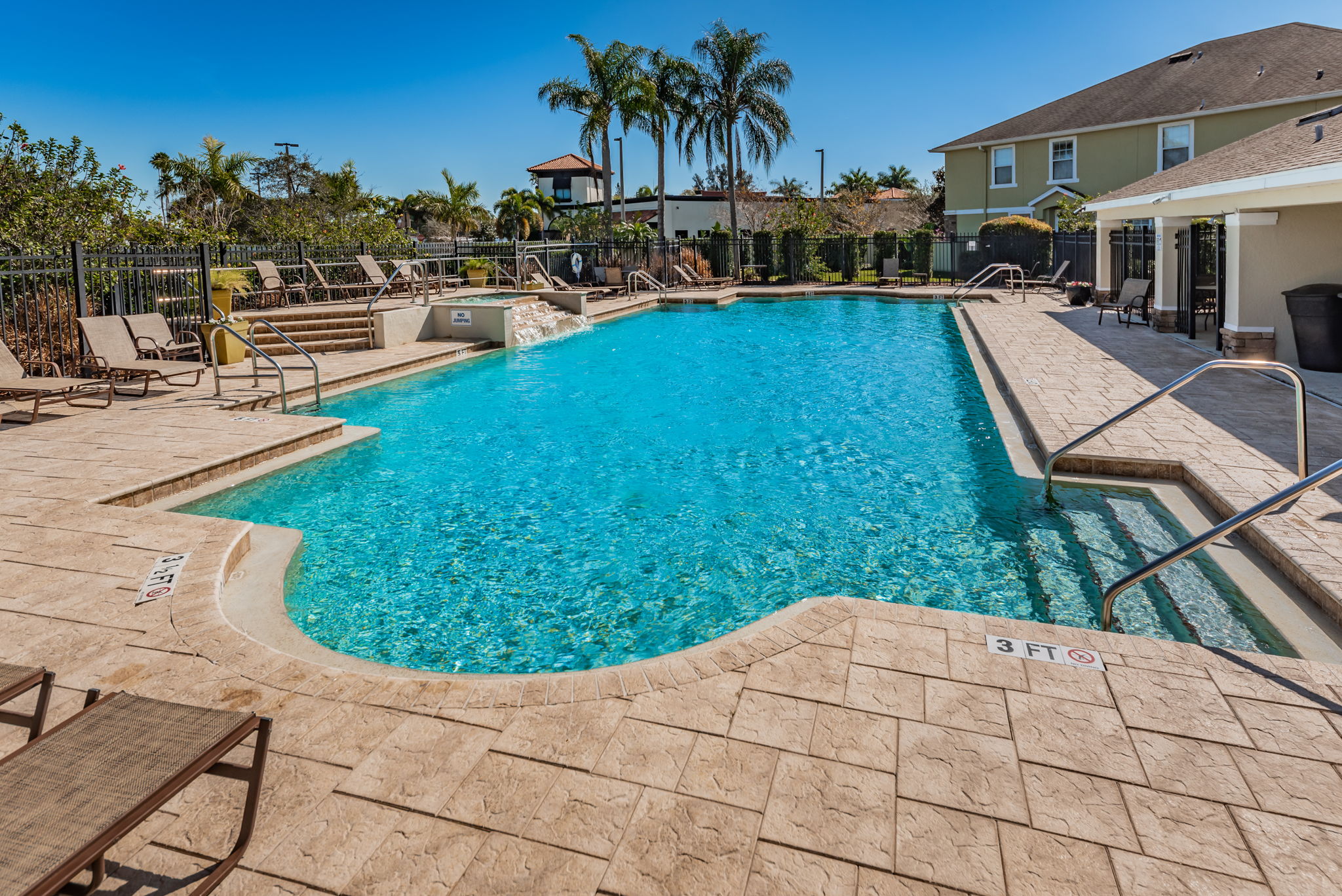 7-Bay Breeze Cove Pool