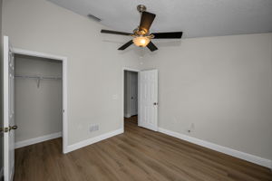 Upper Level Bedroom2b
