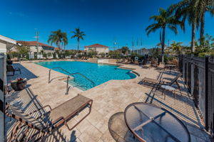 4-Bay Breeze Cove Pool