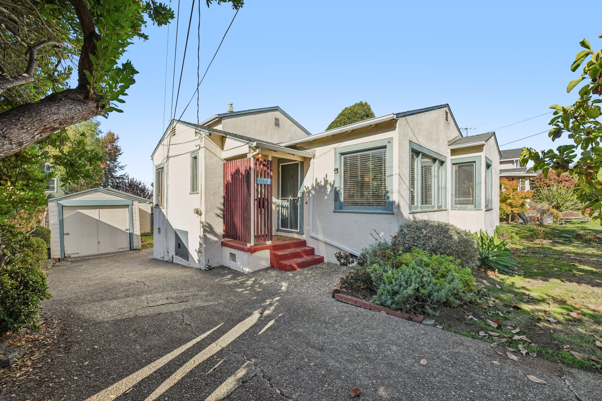 Albemarle St-S3010-006.jpg