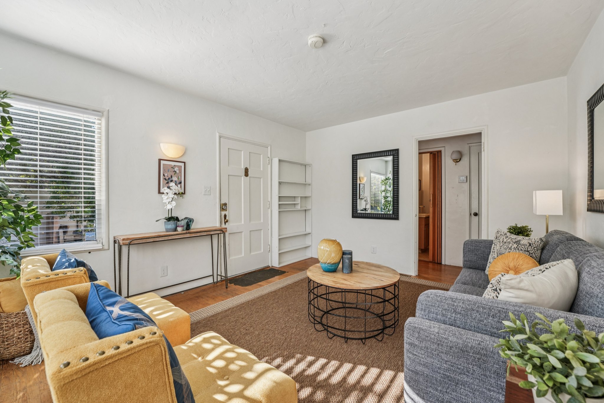 Albemarle St-S3010-007.jpg