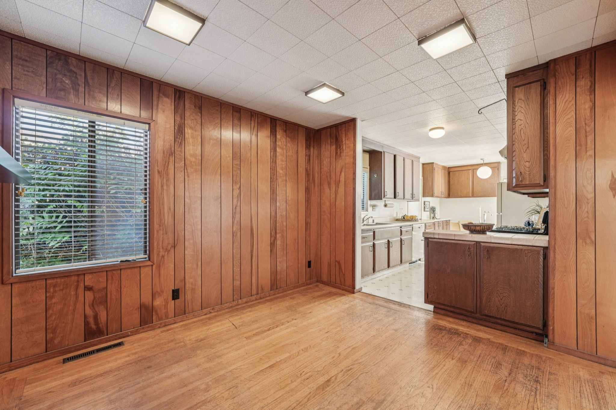 Albemarle St-S3010-024.jpg