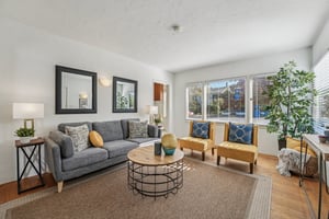 Albemarle St-S3010-009.jpg