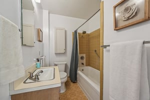 Albemarle St-S3010-022.jpg