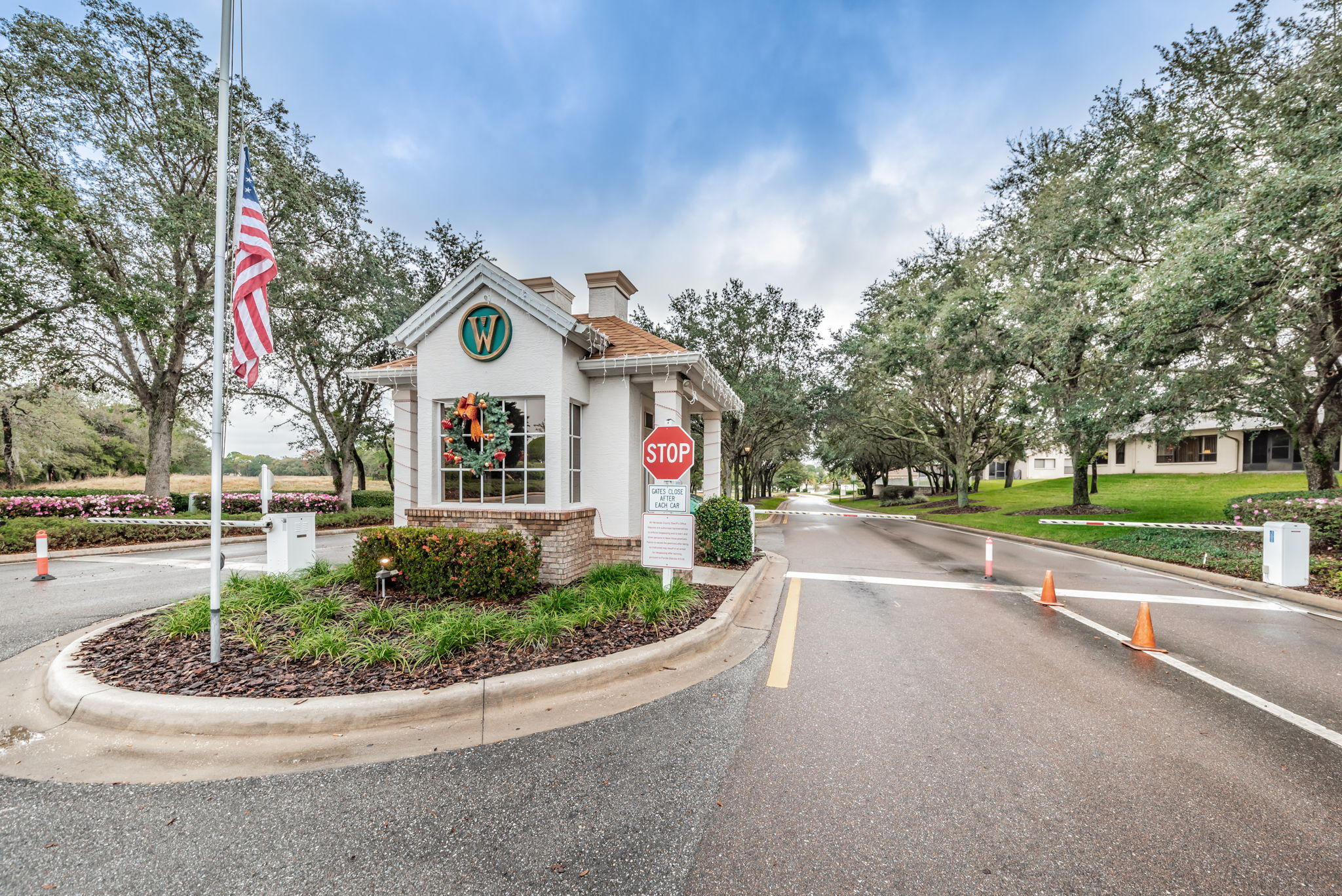 2-Wellington at Seven Hills Gated Entry