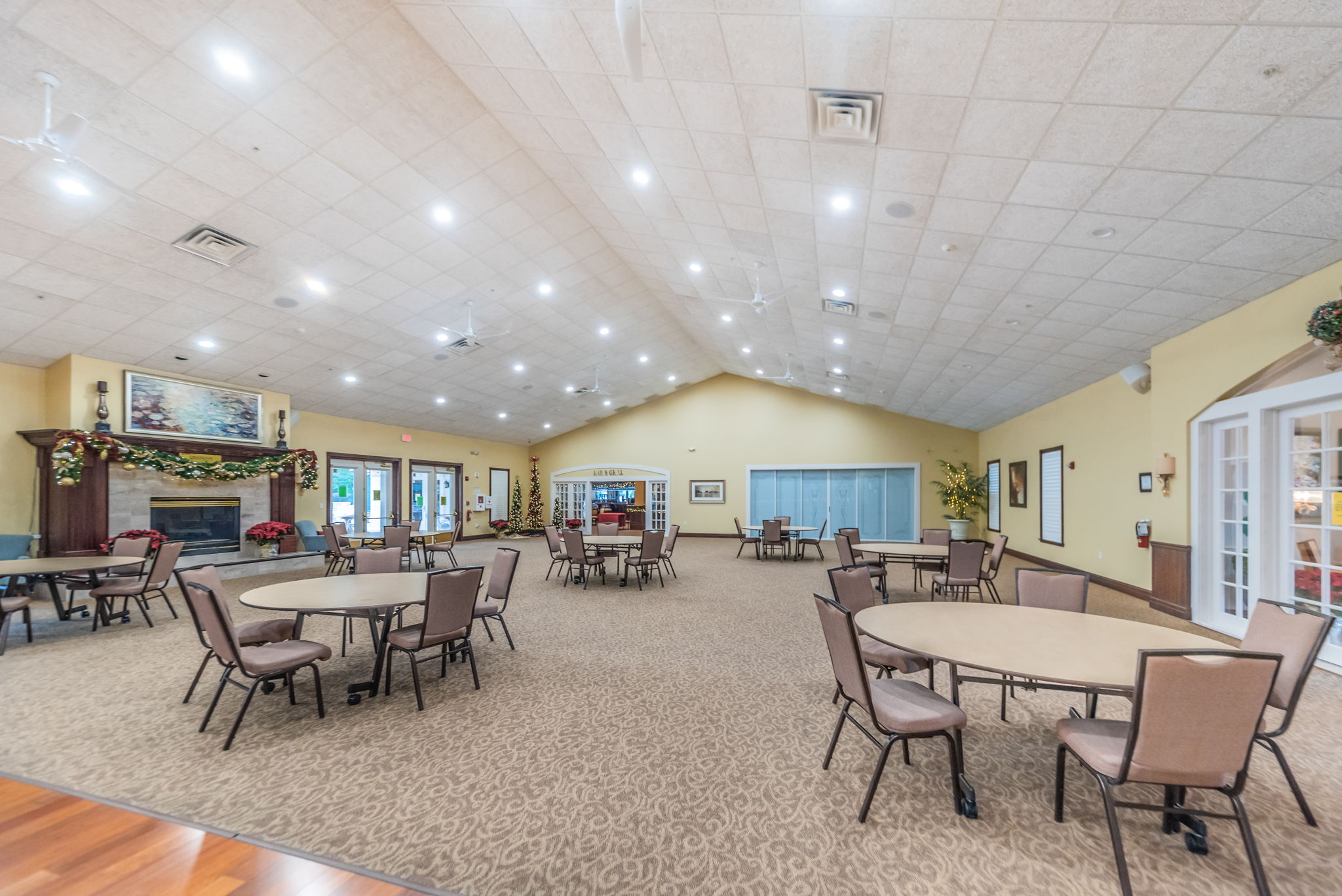 9-Clubhouse