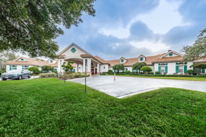 3-Clubhouse