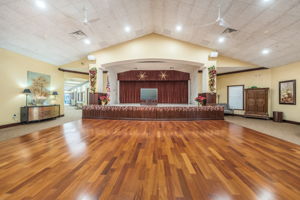 7-Clubhouse