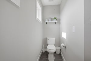  Photo 31