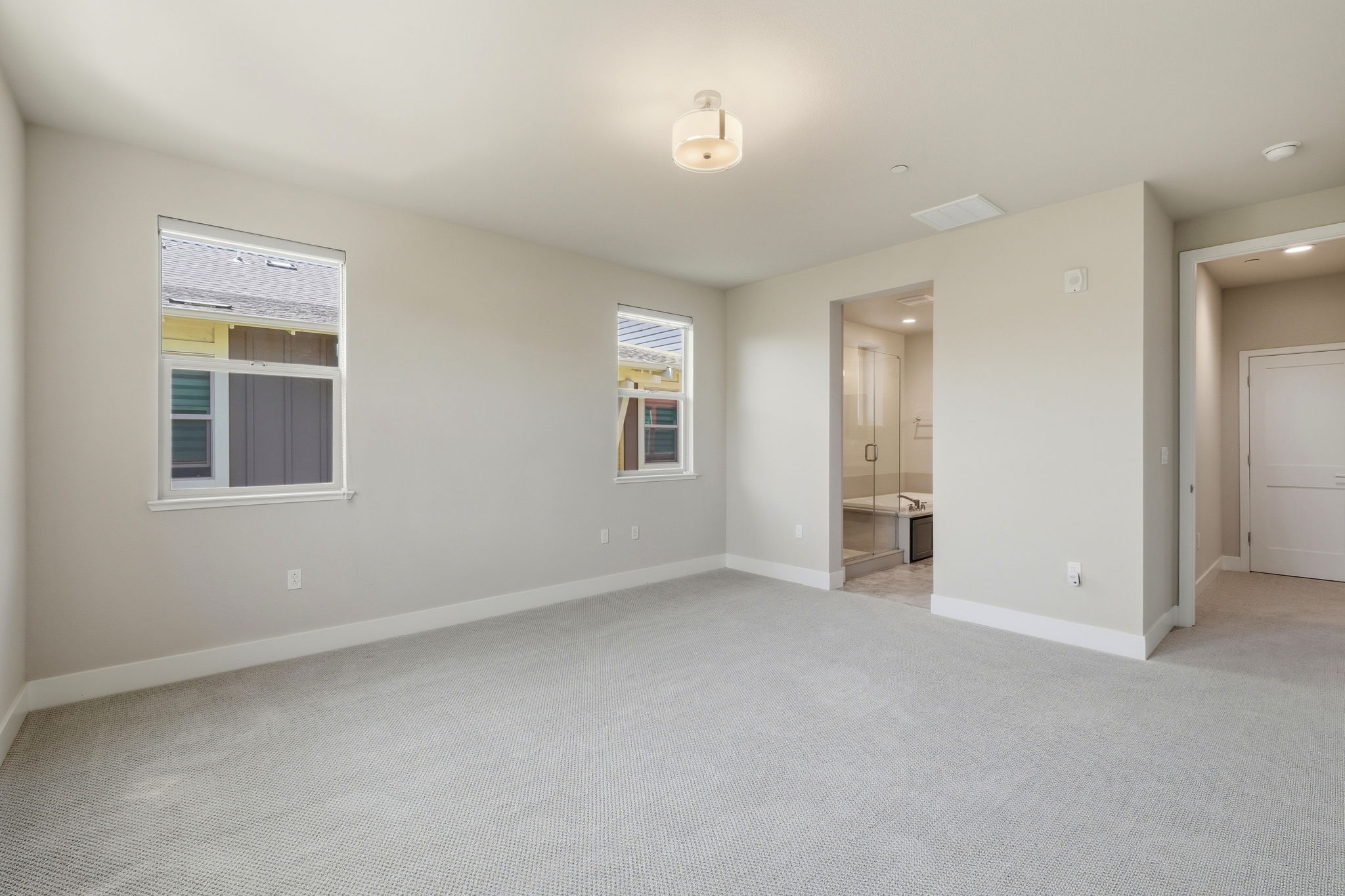 017_F8_617 Sandalwood Dr 4