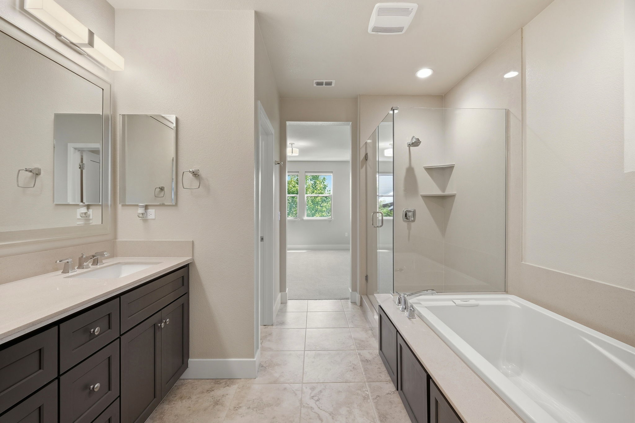 027_F8_617 Sandalwood Dr 4