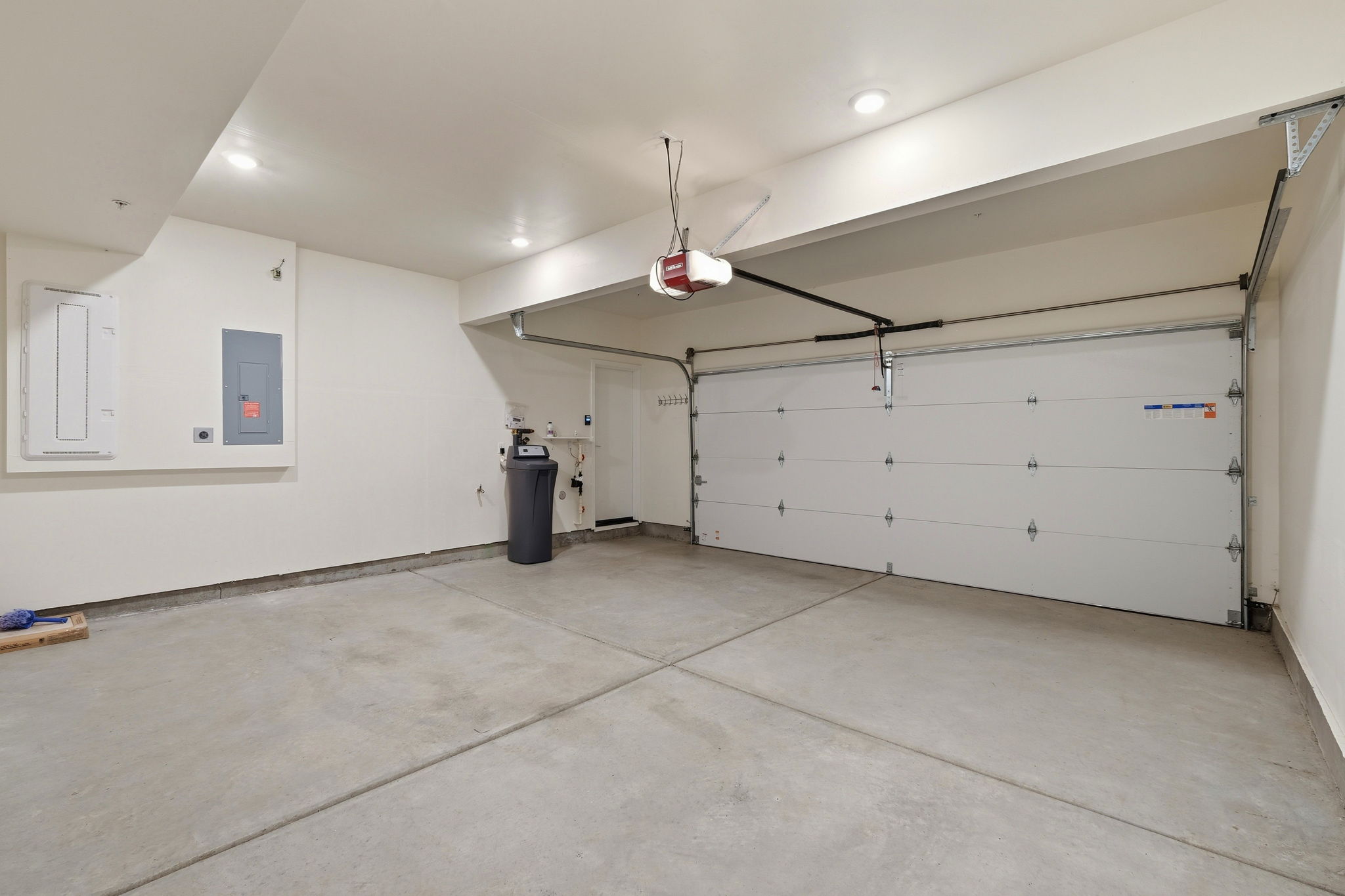 035_F8_617 Sandalwood Dr 4