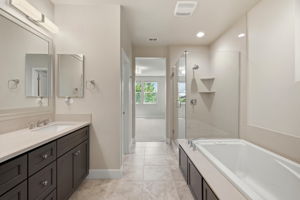027_F8_617 Sandalwood Dr 4