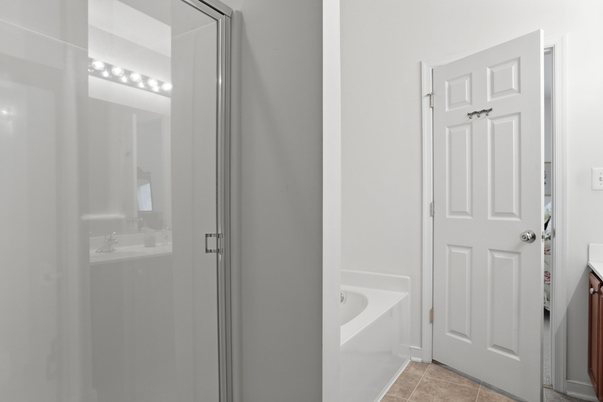 21-1st Floor Primary Bath