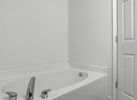 22-1st Floor Primary Bath