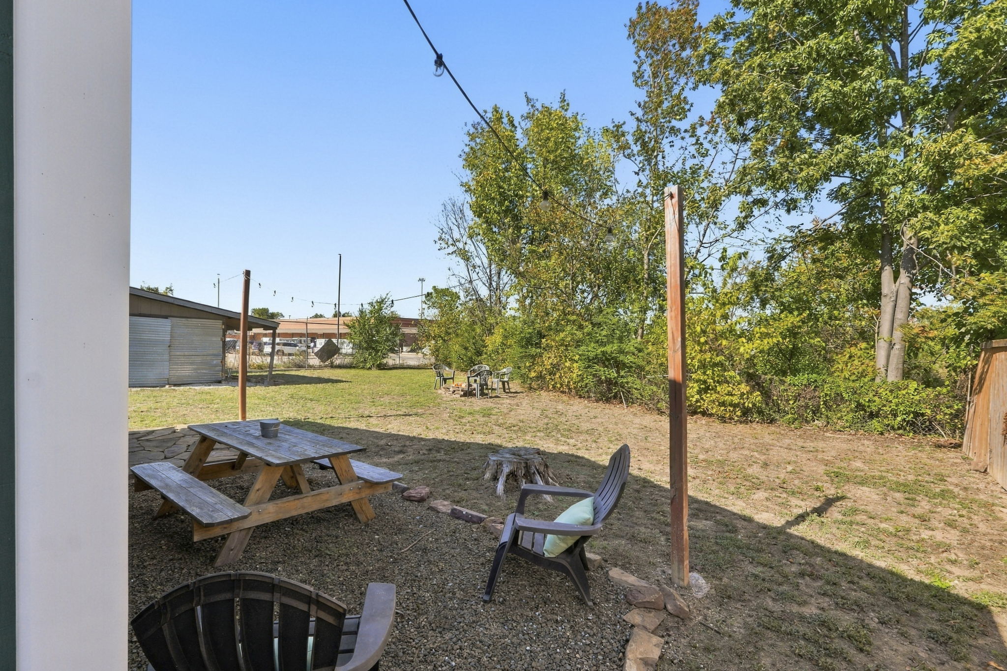  Photo 31