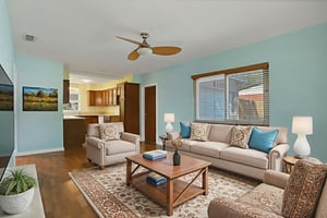 7O0A7974 virtually staged.jpeg