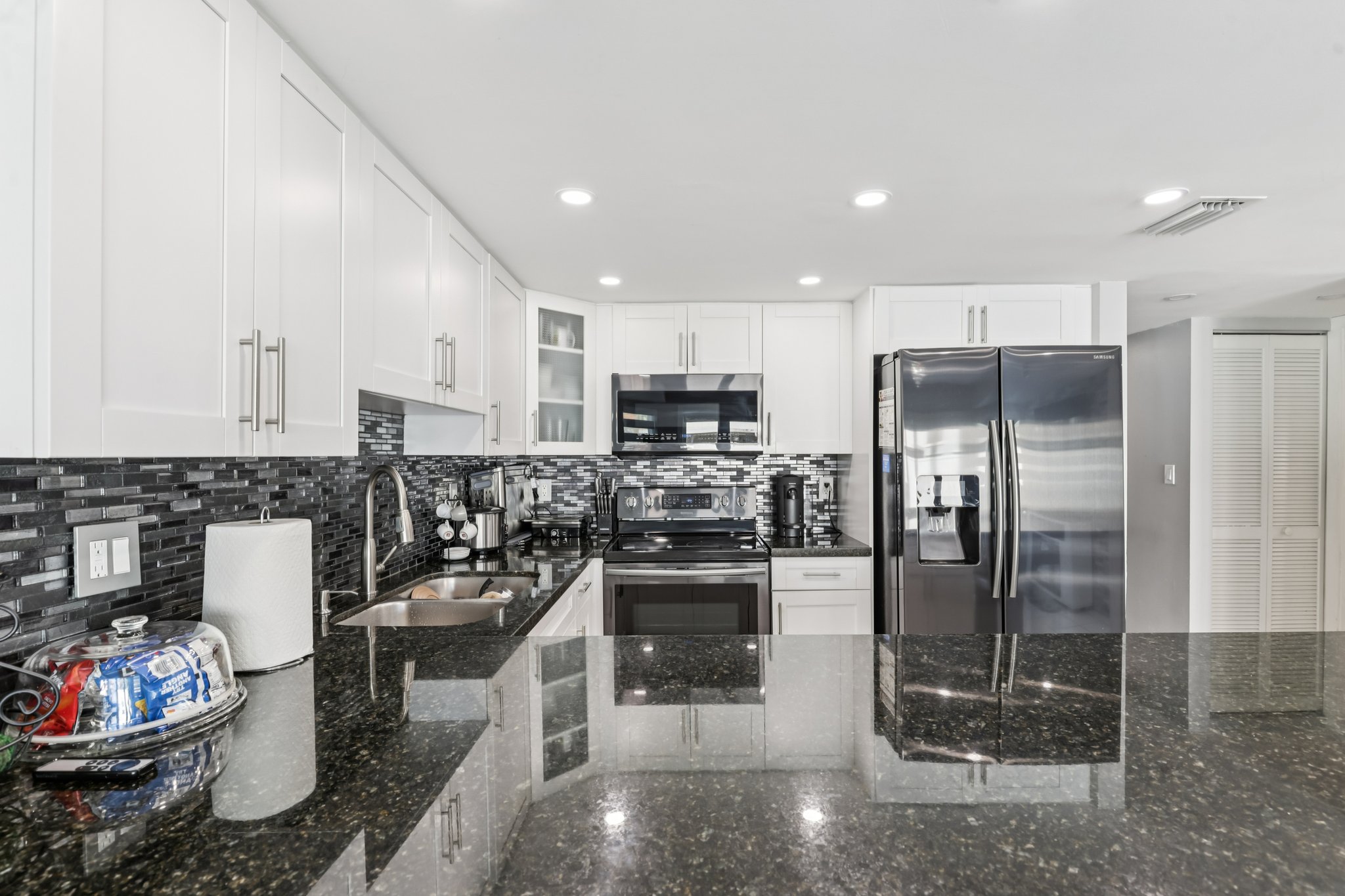 NW 181 Terrace Cir-S1302-020.jpg