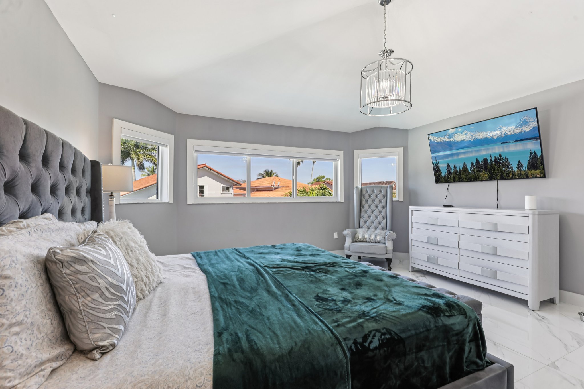 NW 181 Terrace Cir-S1302-036.jpg