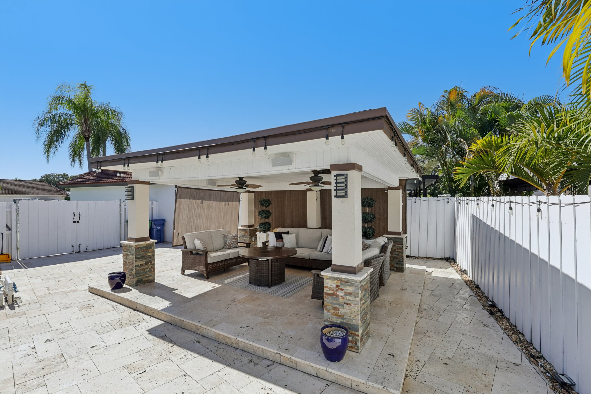 NW 181 Terrace Cir-S1302-047.jpg