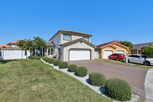 NW 181 Terrace Cir-S1302-003.jpg