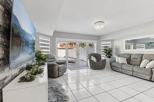NW 181 Terrace Cir-S1302-011.jpg