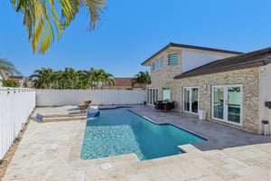 NW 181 Terrace Cir-S1302-044.jpg