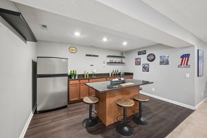 Grove Walk Ct-S1607-041.jpg