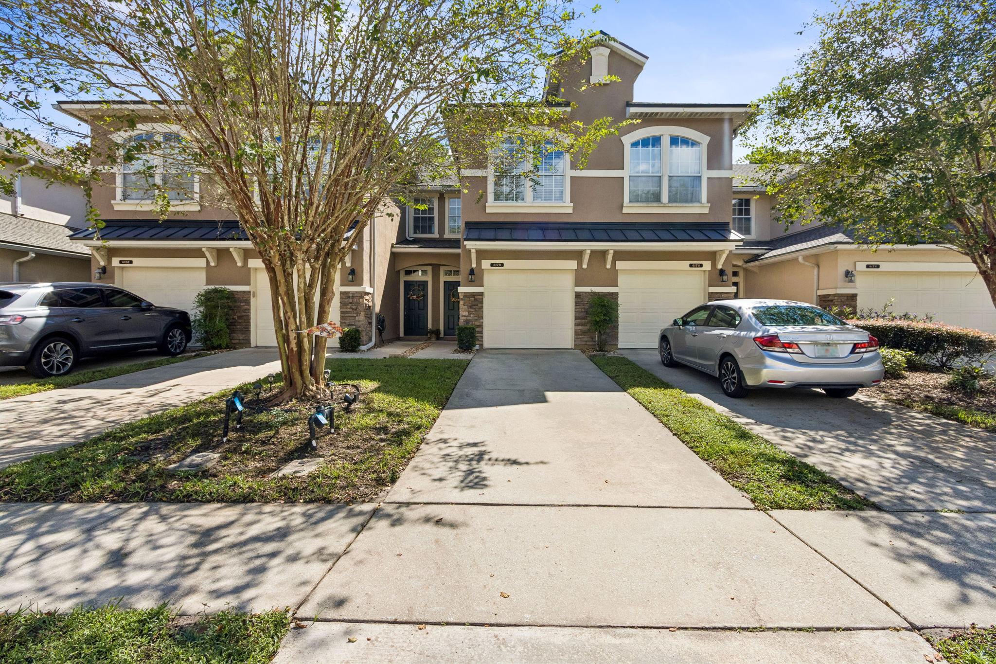 Welcome to 6178 Bartram Village Drive