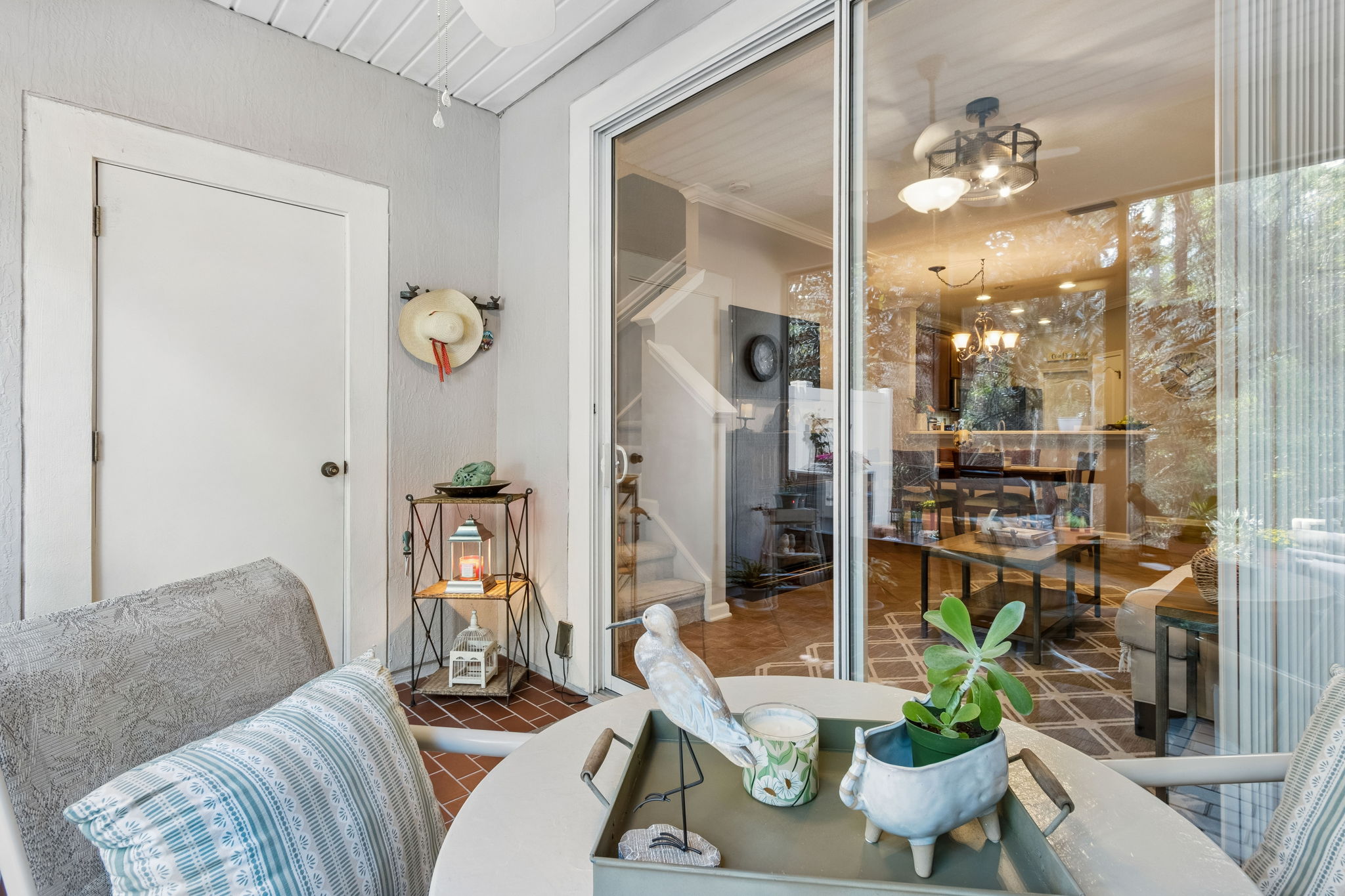 Screened-in Porch