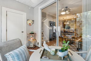 Screened-in Porch