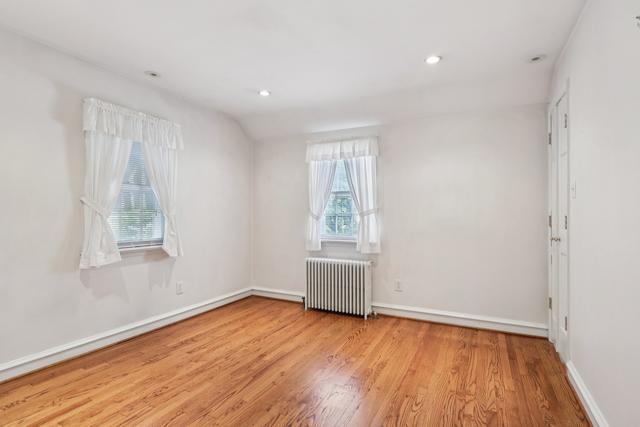 Boxwood Rd-S2908-020.jpg
