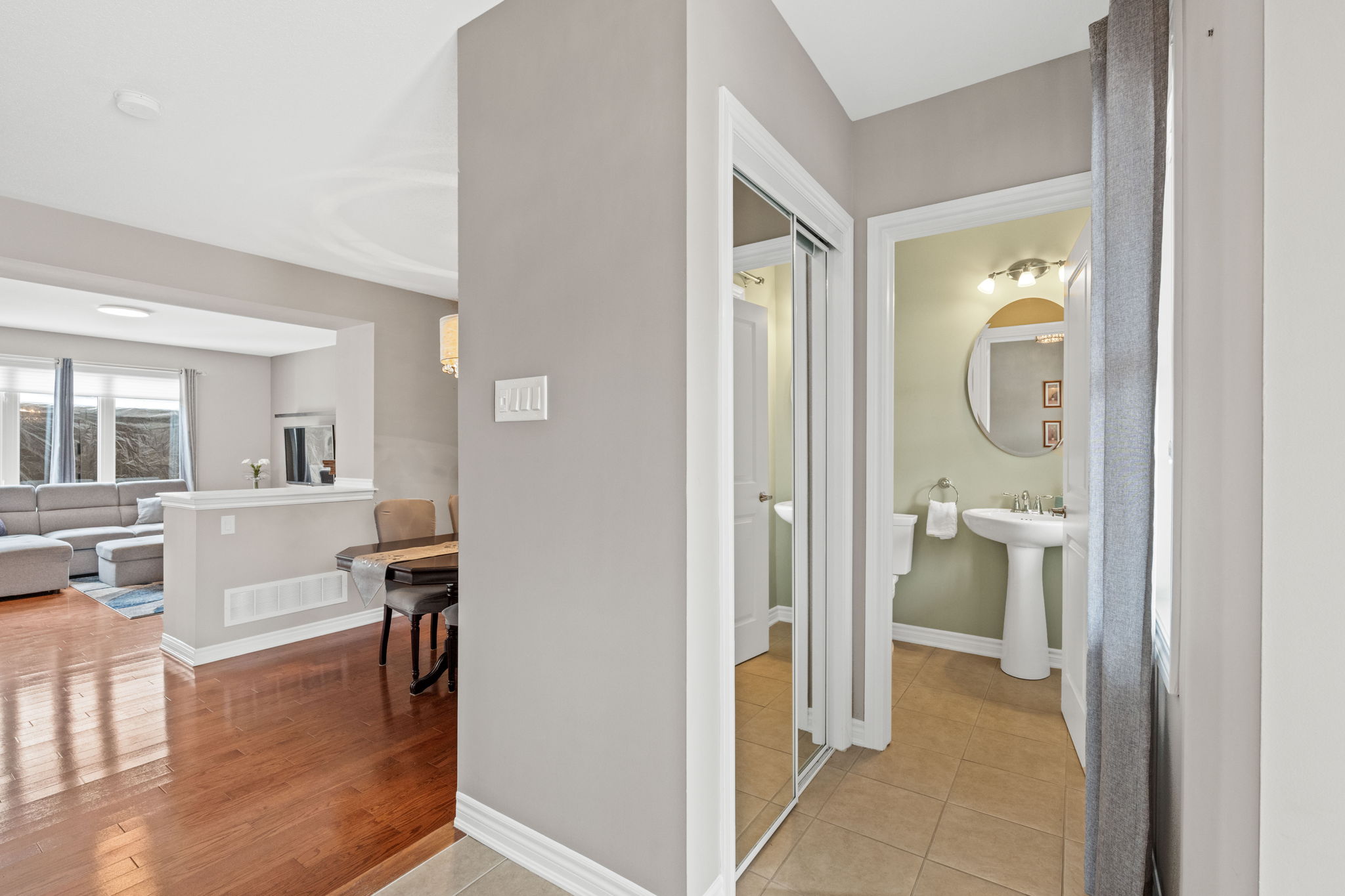 618 Calla Lily Terrace, Ottawa, ON K4A 0V3 Inside Ottawa Media