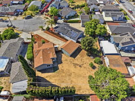 014_F8_AERIAL_618 Genine Ct