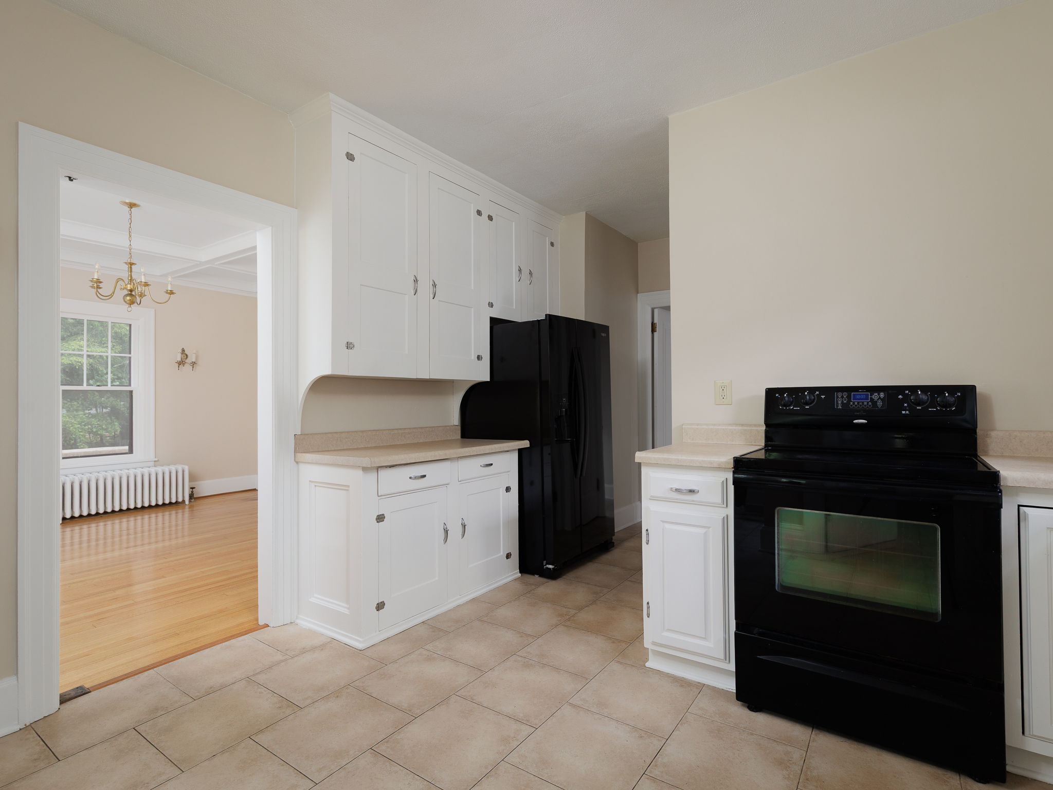 618 Holcomb St-19