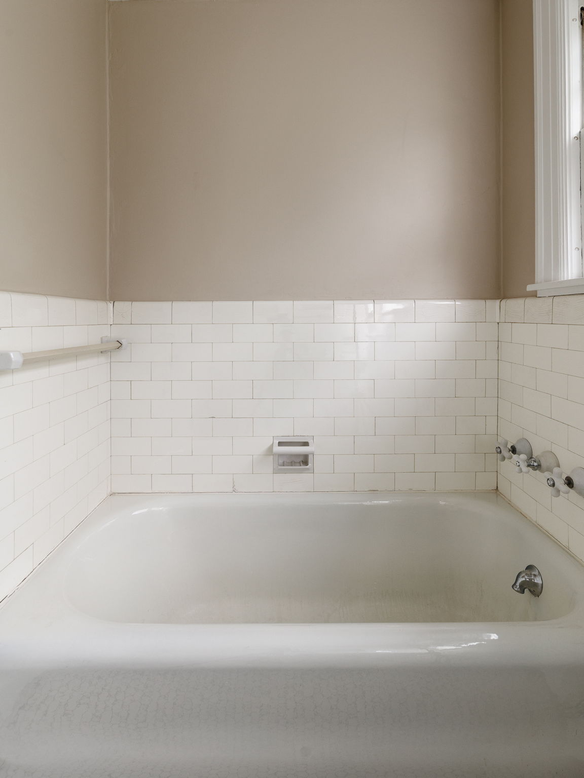 618 Holcomb St-26