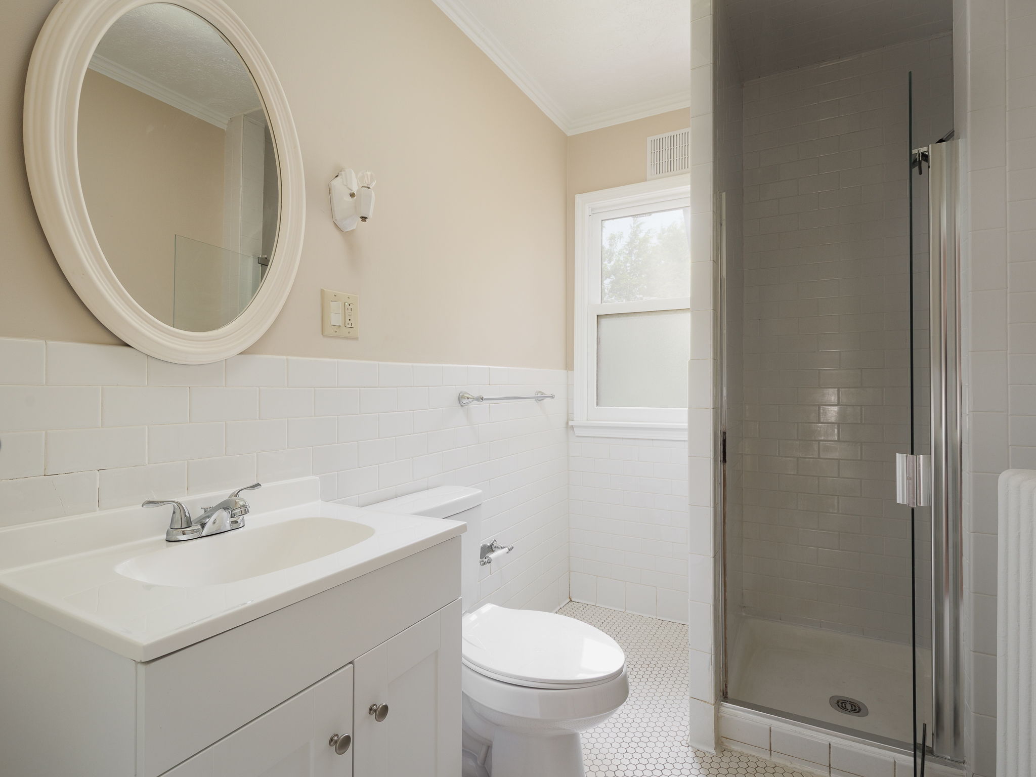 618 Holcomb St-33