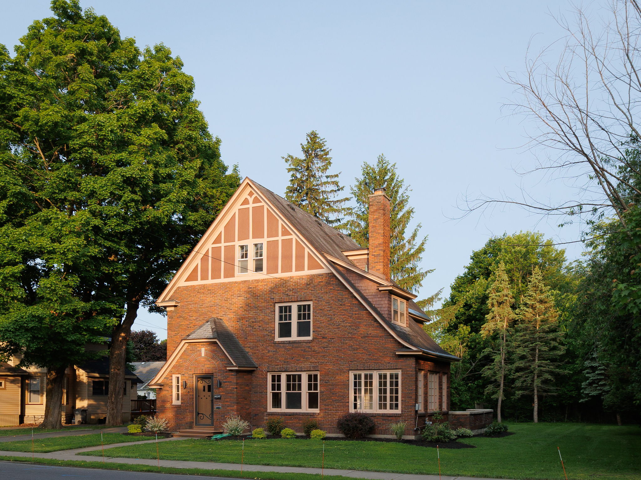 618 Holcomb St-78