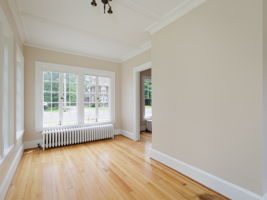 618 Holcomb St-9