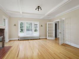 618 Holcomb St-10