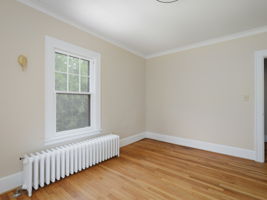 618 Holcomb St-30