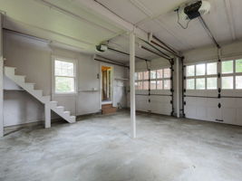 618 Holcomb St-39