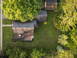 618 Holcomb St-73