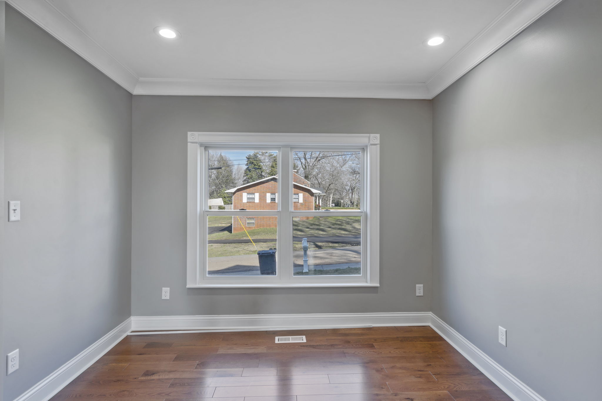  618 Ingleside Ave, Athens, TN 37303, US Photo 6