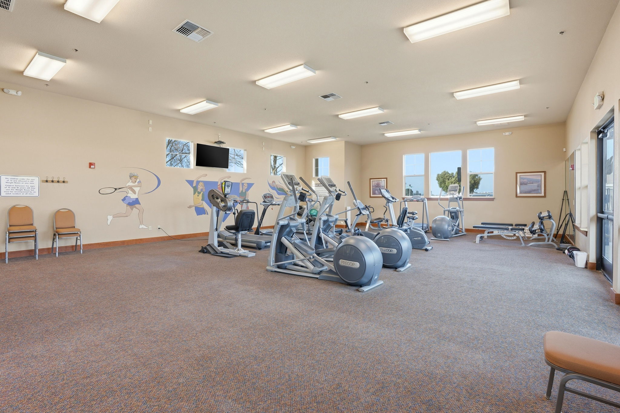 059_F8_618 Machado St