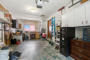  Photo 32